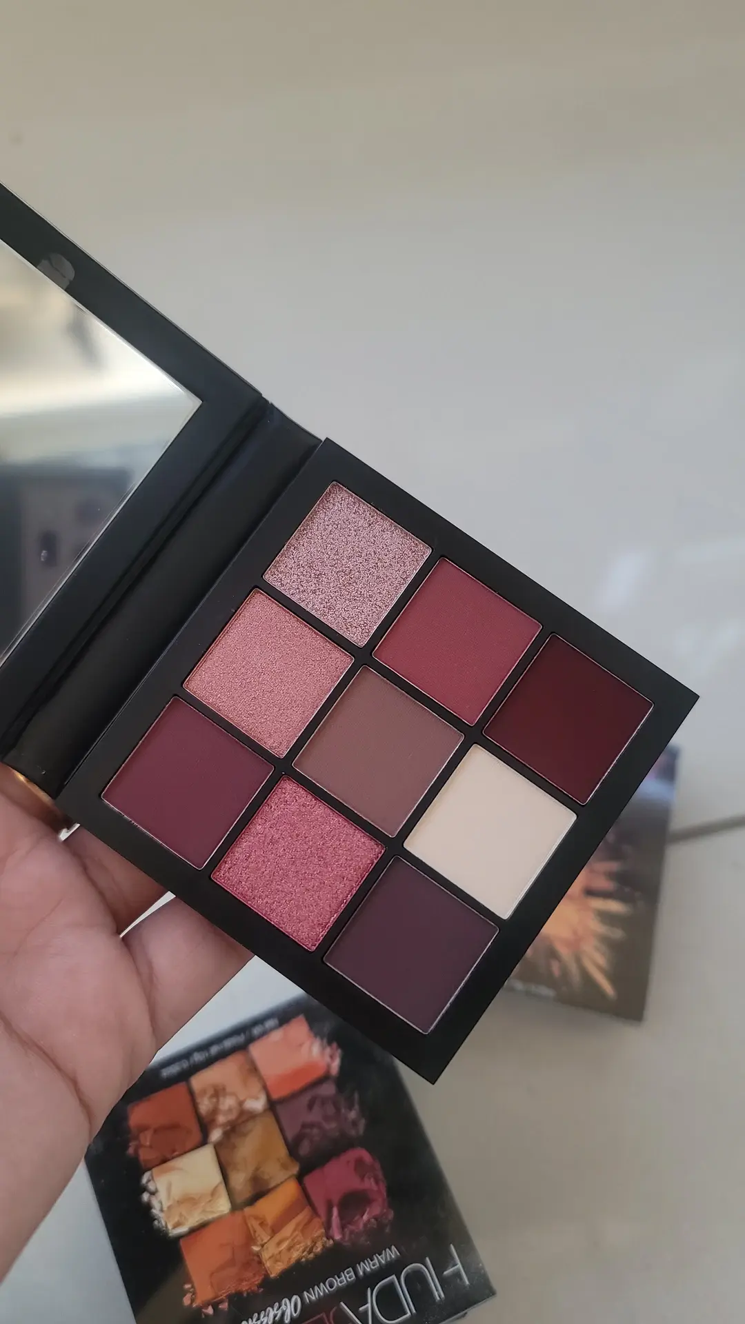 Huda Beauty Mauve Obsessions Palette 