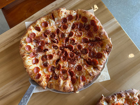 pepperoni and bacon pizza from pizza uncommon