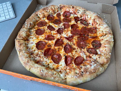 little caesars pepperoni and cheese stuffed crust