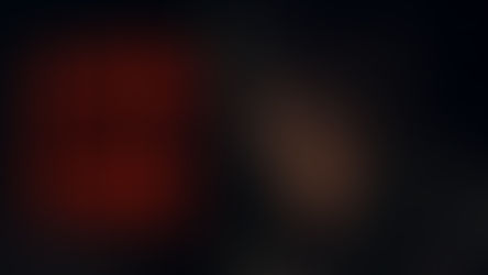 Em um futuro onde um evento cósmico inexplicável apagou todas as estrelas e planetas habitáveis, a última esperança da humanidade repousa em um oceano de sangue em uma lua alienígena.