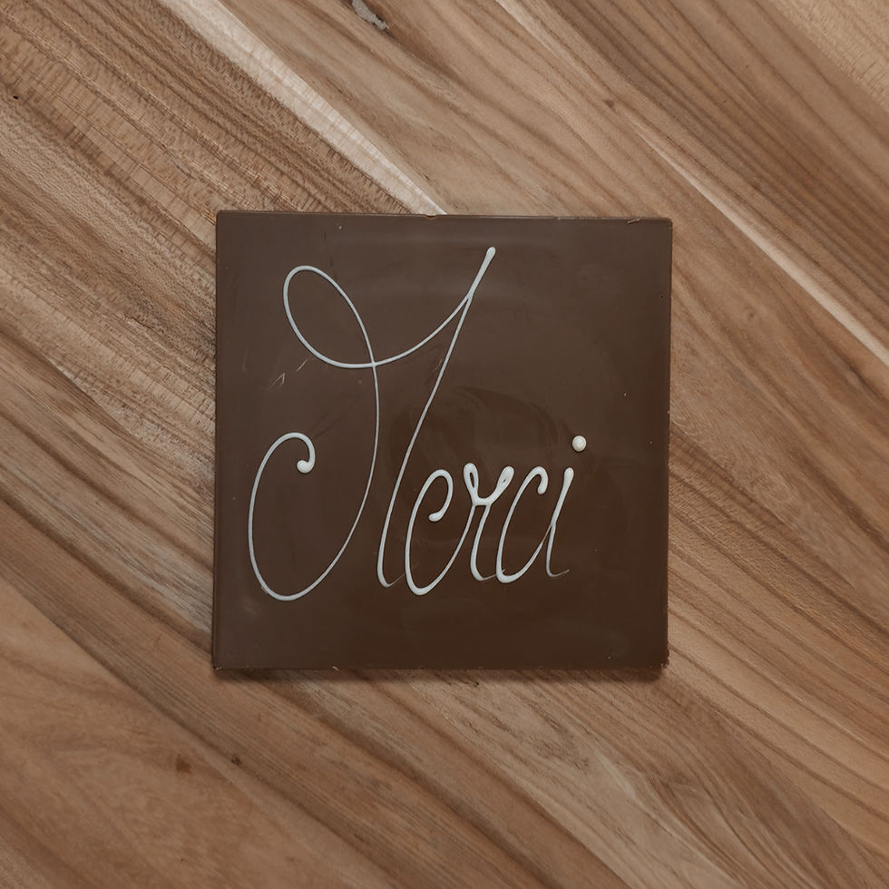 Carte à message en chocolat.
