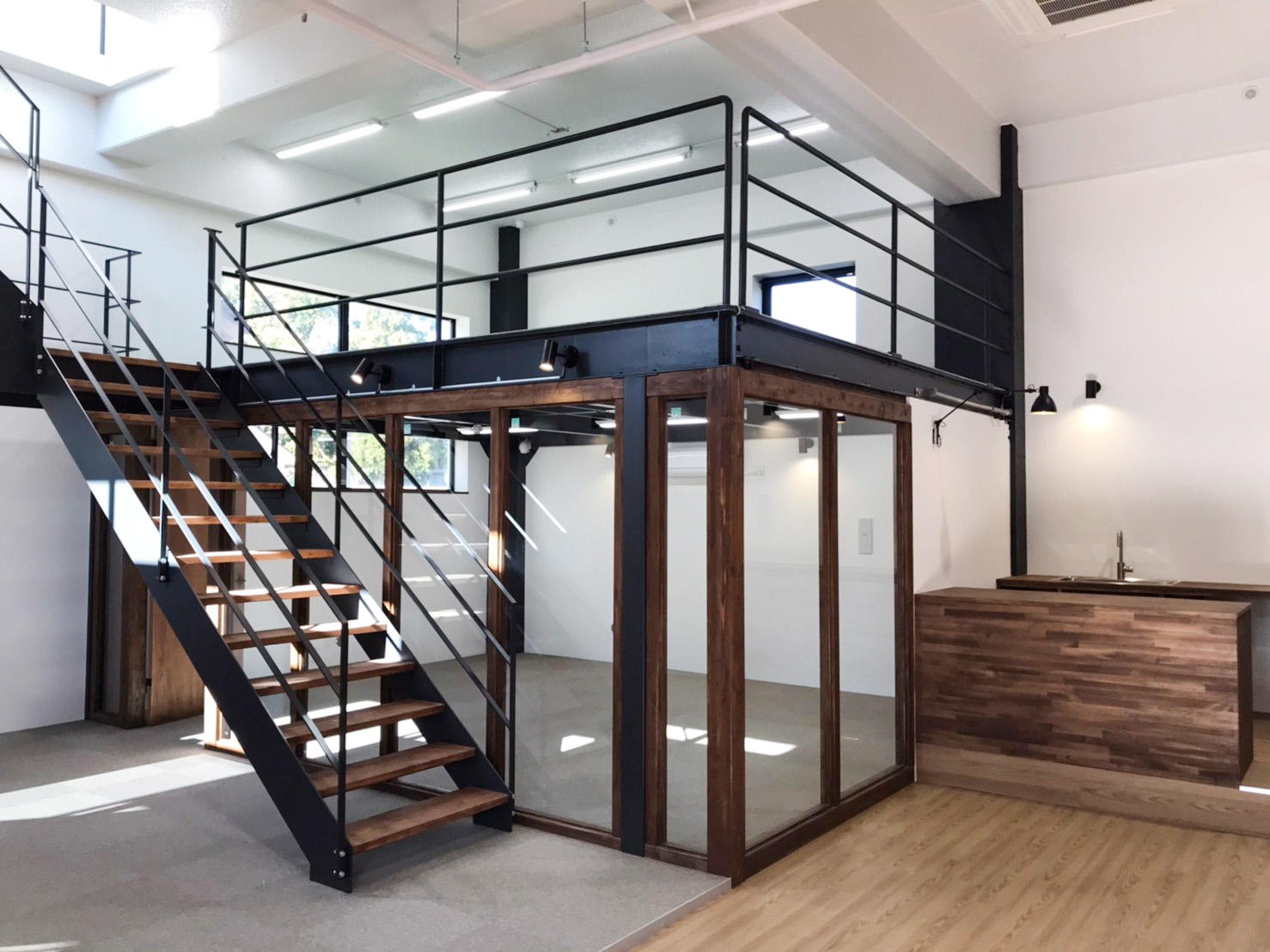 H company / warehouse conversion / desigh+construction