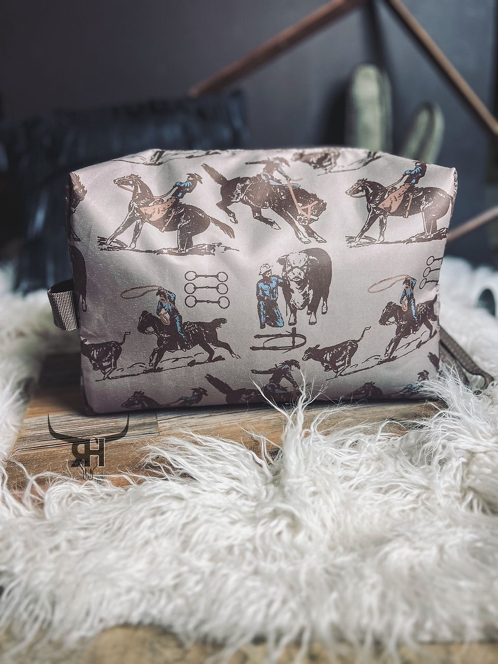 Thumbnail: That Traveler Bag * Western Edition