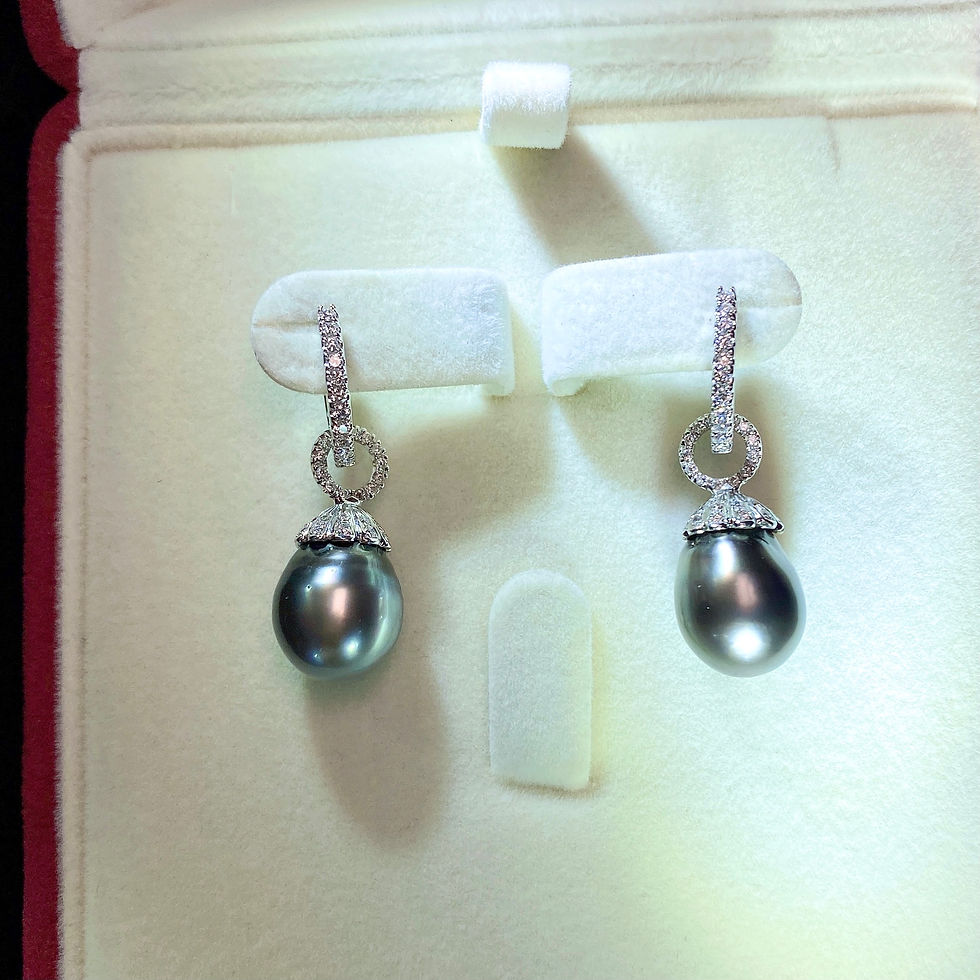 Thumbnail: Tahitian Pearl Diamond Earrings (AE-015-P)