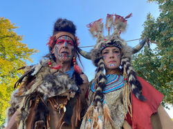 COUPLE AMERINDIEN échassiers