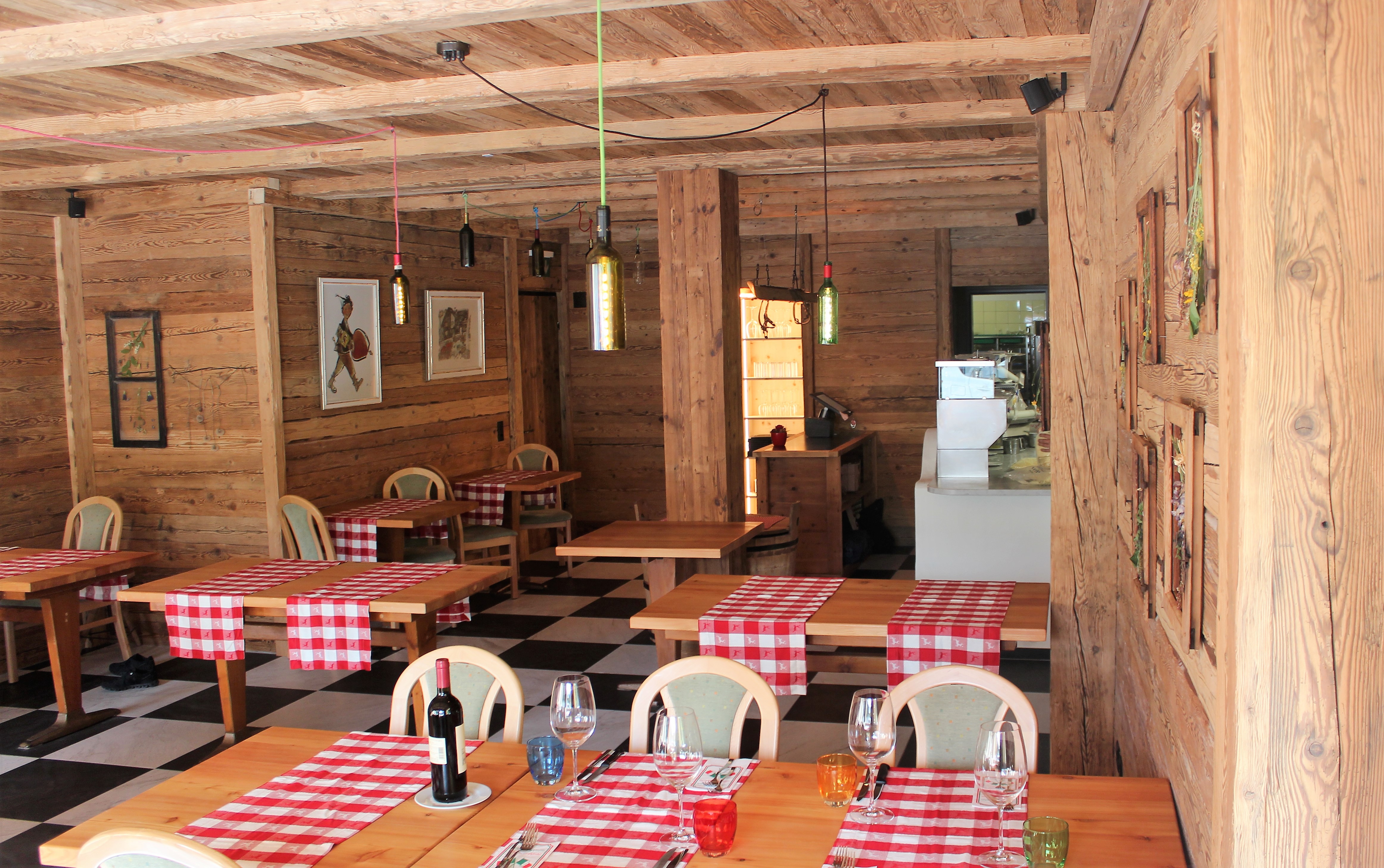 Pizzeria