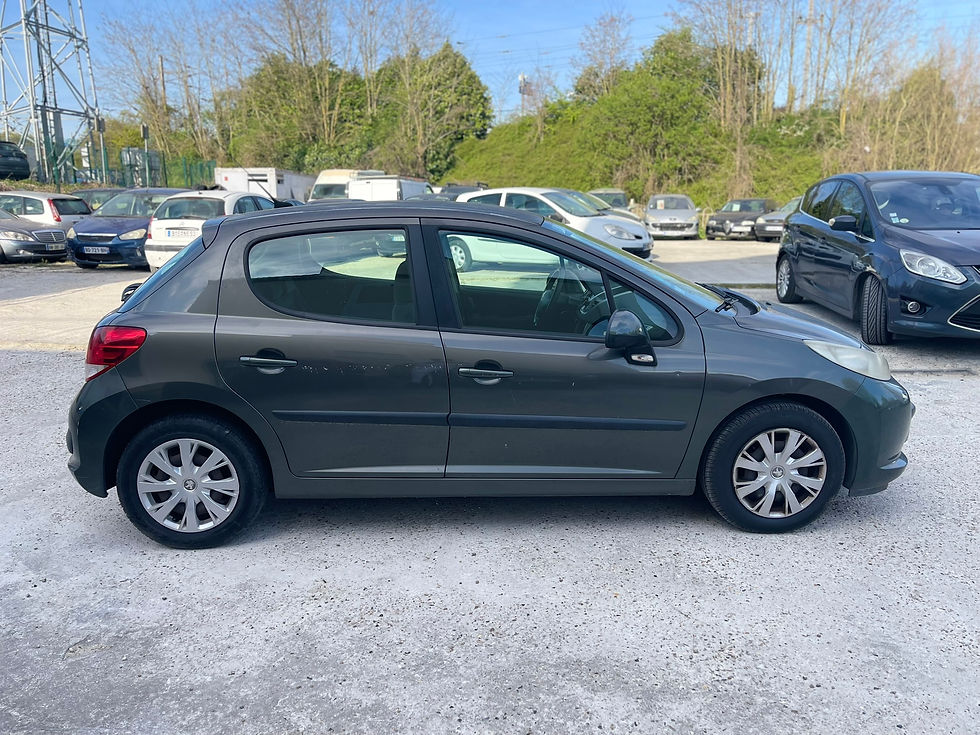 Miniature : PEUGEOT 207 1.4 HDI 70 EXECUTIVE