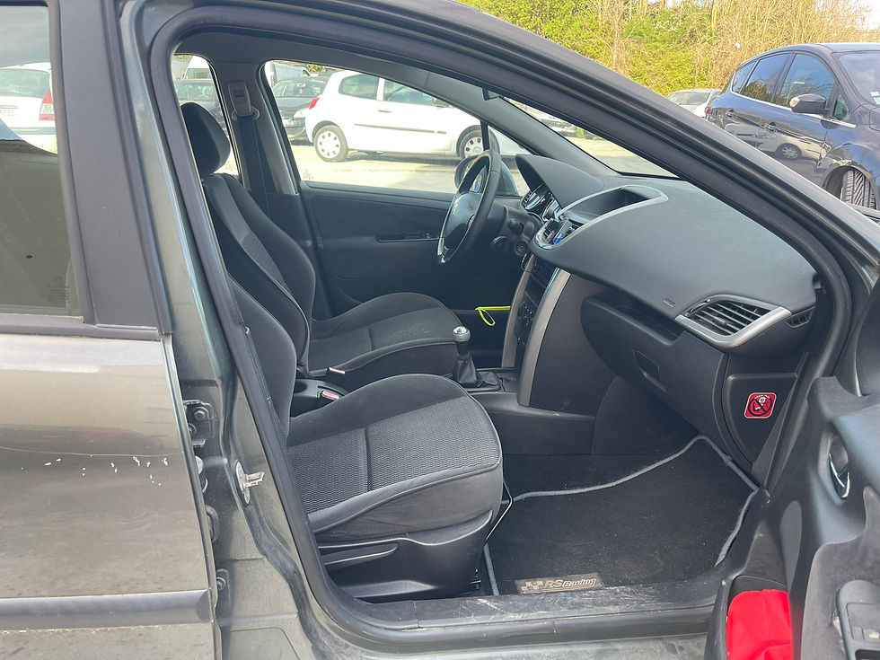 Miniature : PEUGEOT 207 1.4 HDI 70 EXECUTIVE