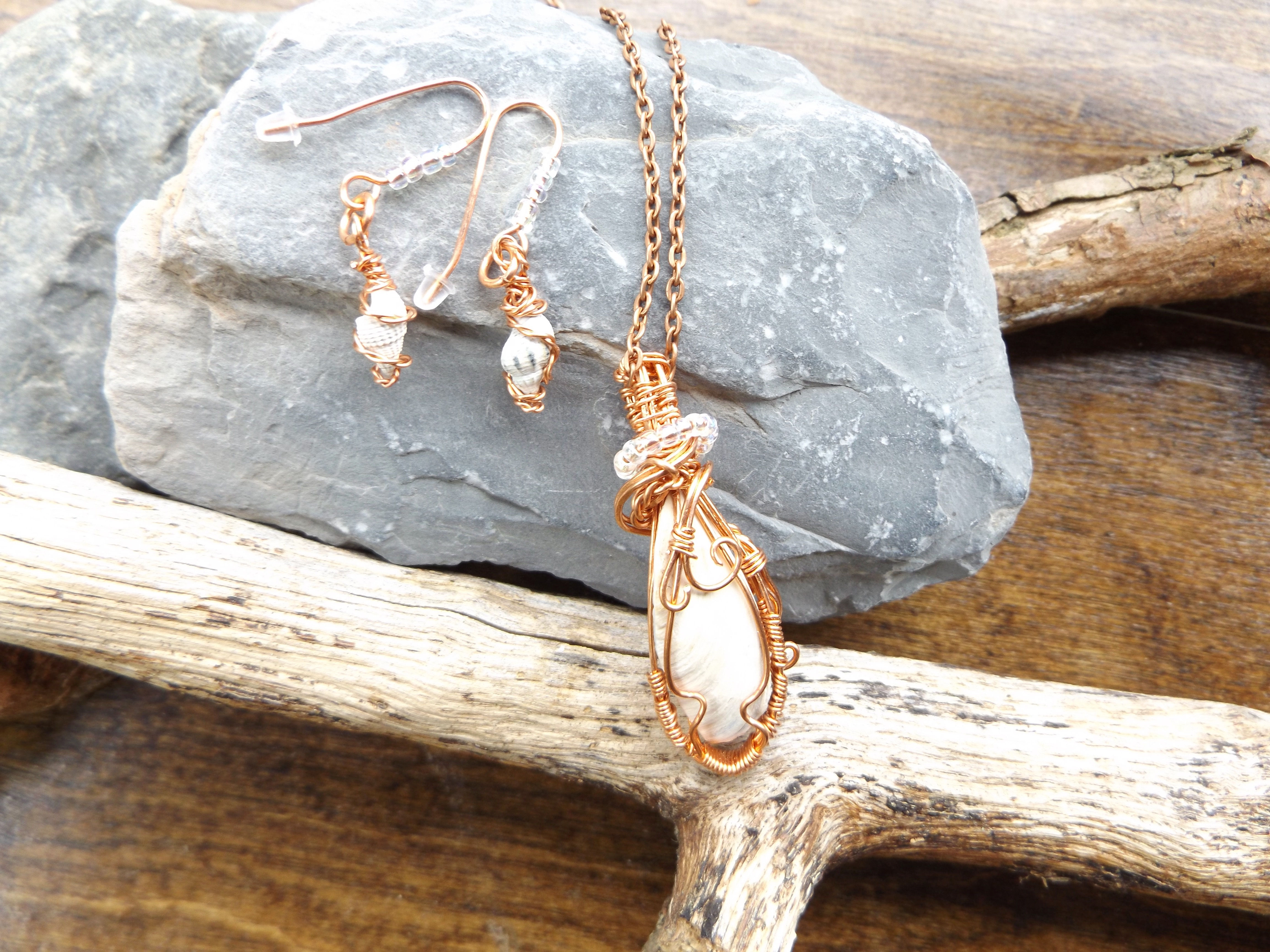 #48 Cut Shell with glass beads in Copper