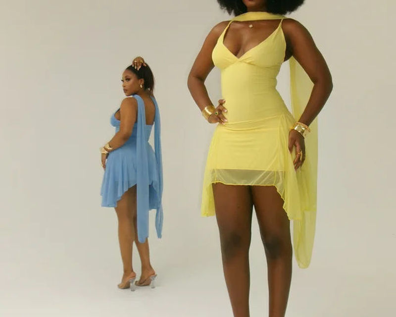 Sisi Mini – Flirty Mini Dress for Trendy, City-Girl Glam