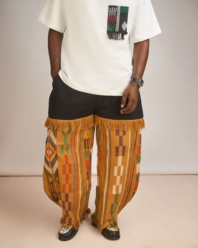 White T-shirt x Uptown Male Barrel Pant