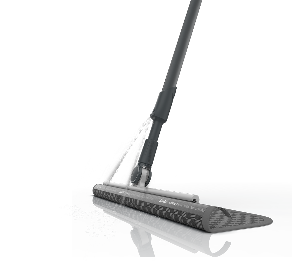 MotorScrubber BLADE spray close up