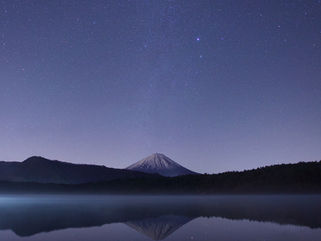 THE NIGHT VISITOR