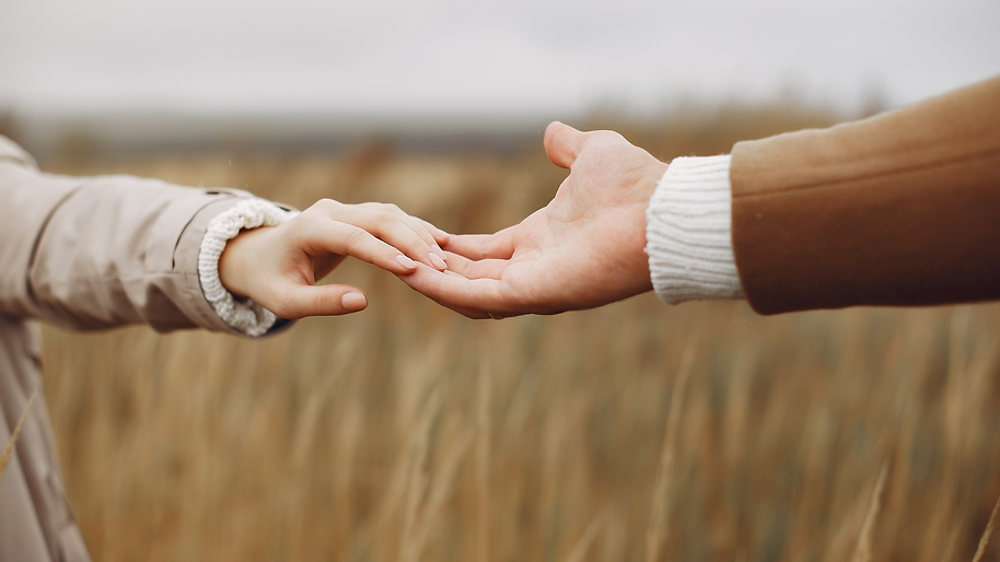 Hand in Hand mit on+e.png