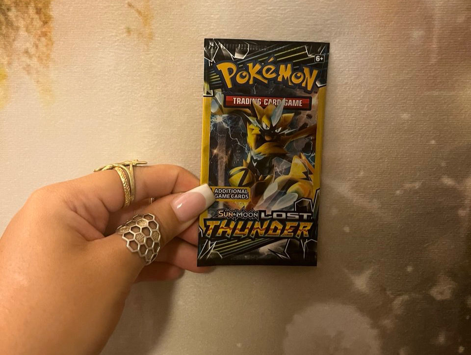 Thumbnail: Pokémoncy Pack Opening