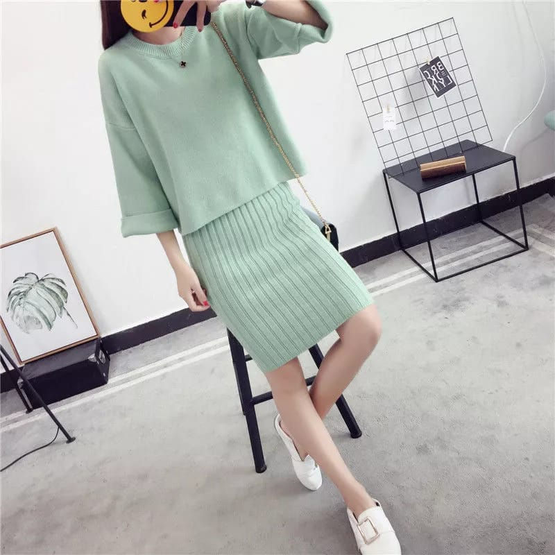 थंबनेल: Winter New Knitted Solid Color Two-Piece Suit
