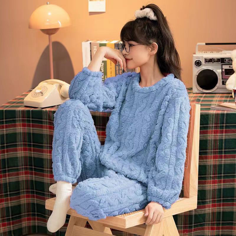 Thumbnail: Vysha warm pj