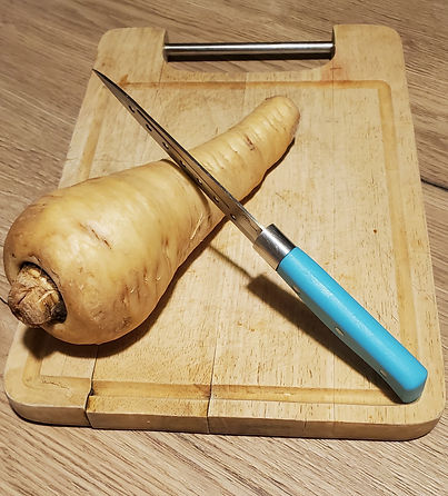 Panais sur planche à découper recette Hypnopi cabinet hypnose sur Meyreuil.jpg