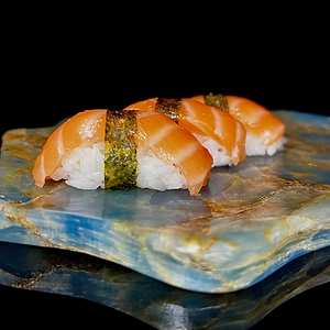 Niguiris Salmon
