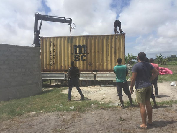 Installtion container 1.jpg