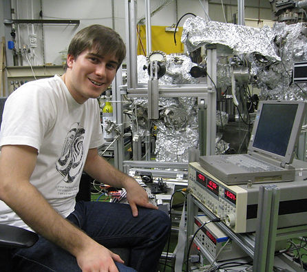 Researcher Labor2_edited.jpg