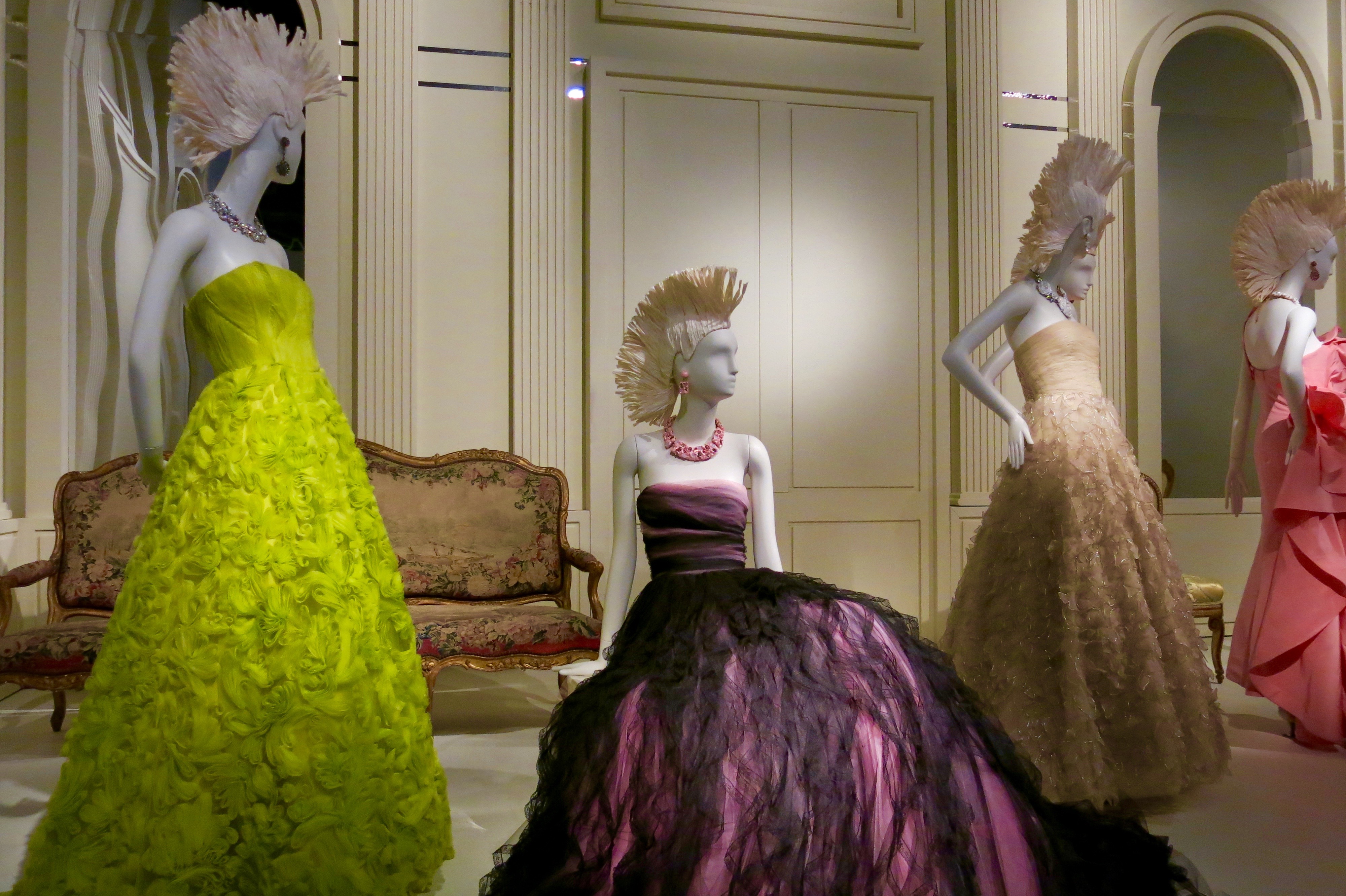 Oscar de la Renta Exhibit