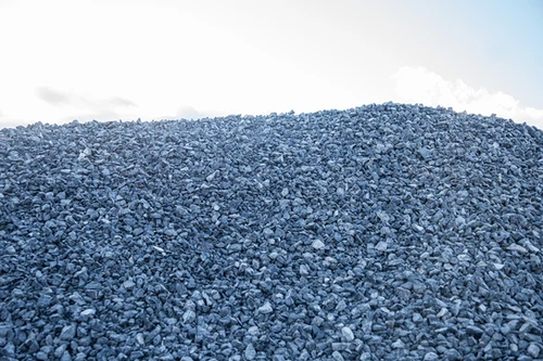 Black Obsidian 1 1/2″ Per Cubic Yard | Rocky Top Resources