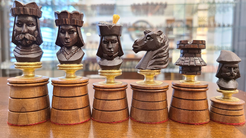 German bust figural chess set, 1950s