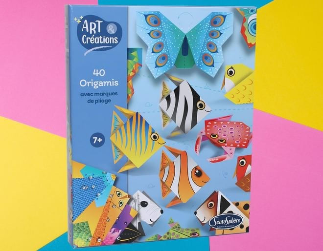 Gorgeously illustrated origami set with 40 sheets of pretty paper and designs to fold.