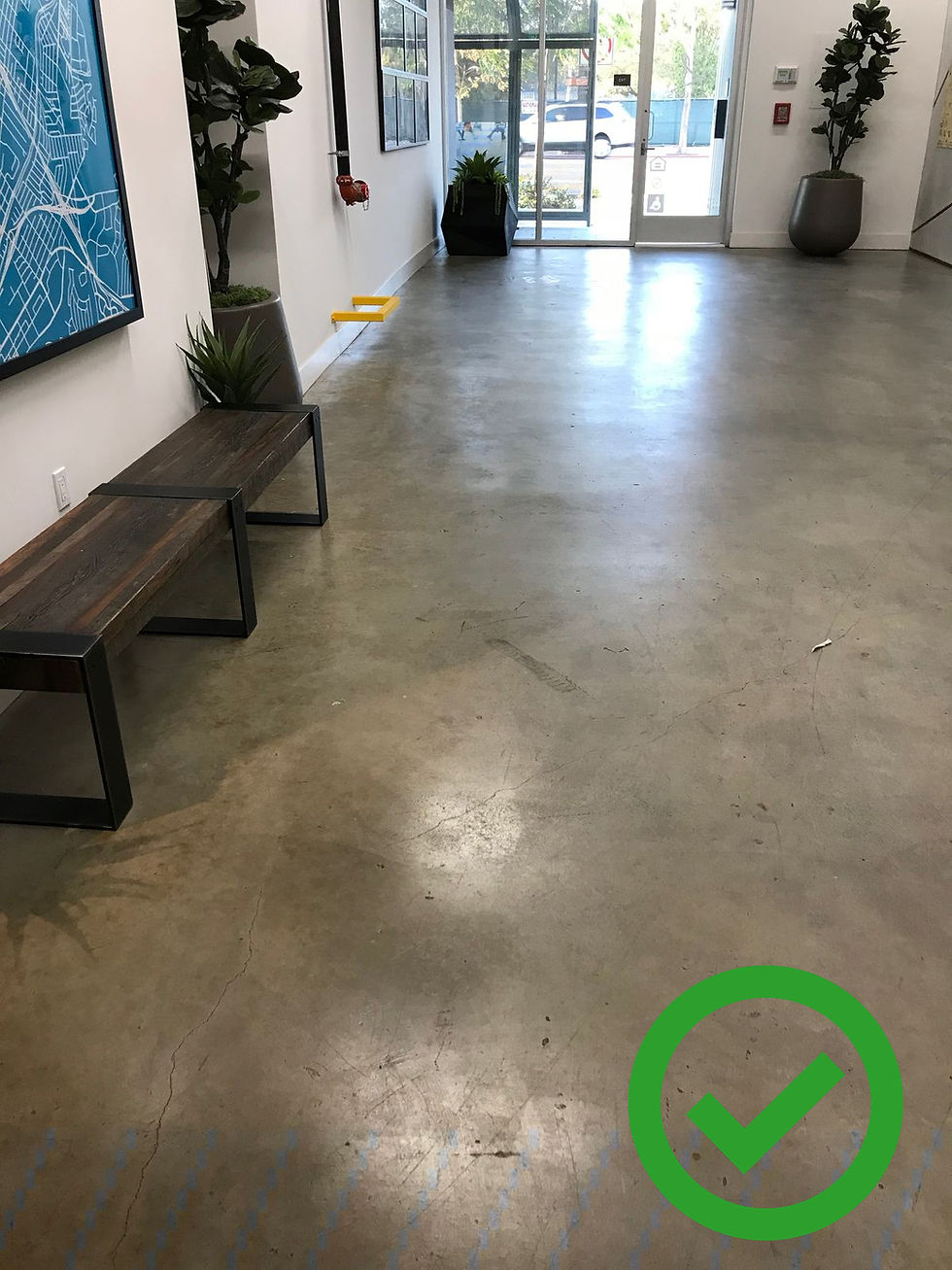 Piso nivelado y pulido para instalar alfombra modular