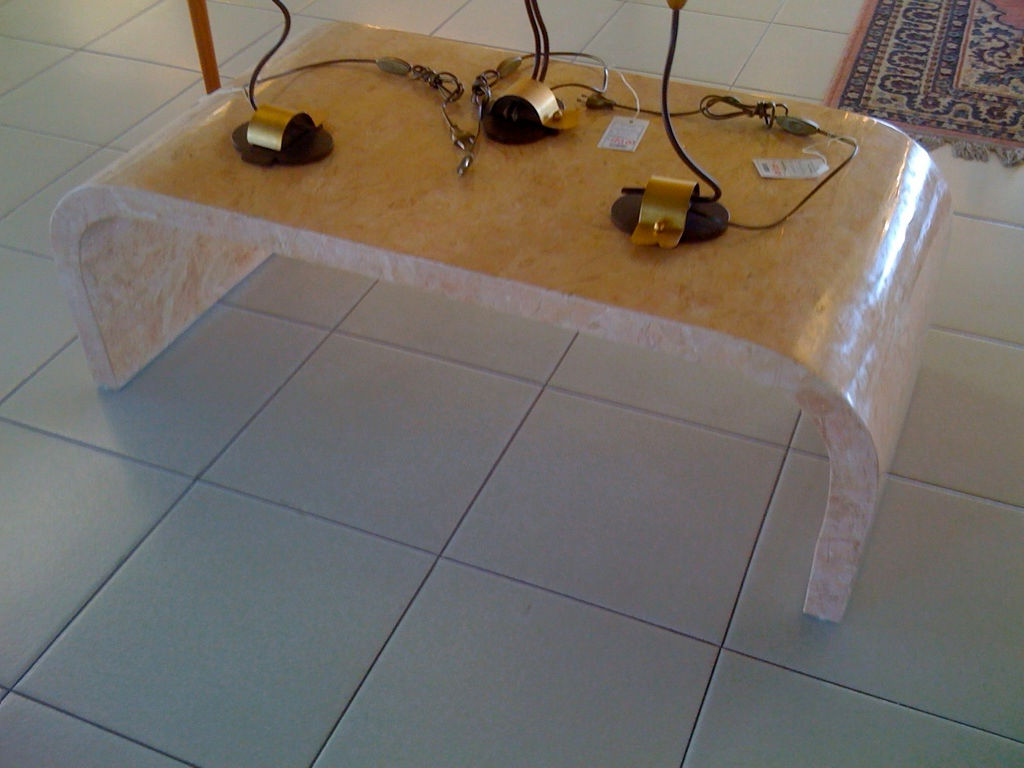 535R TV Tavolo in legno rivestito in pietra con intarsi