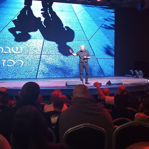 מהעולם החשאי לעולם העסקי - מה יכולים מנהלים ללמוד משיטות העבודה של אנשי השב"כ?