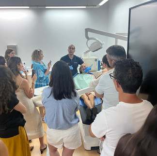 Curs sobre Tècnica de Succió en Pròtesis Completa al CODB