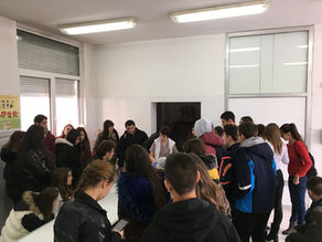 Ученици от СУ "Стоян Заимов" - Плевен посетиха Регионален център по трансфузионна хематология Плевен