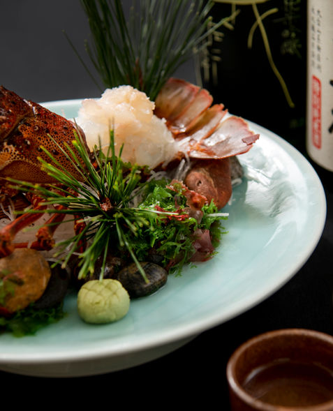 ICI_料理写真_別注_伊勢海老姿造り3.jpg