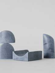 021220_S1_Stonemen_Black_Sculpture_Group