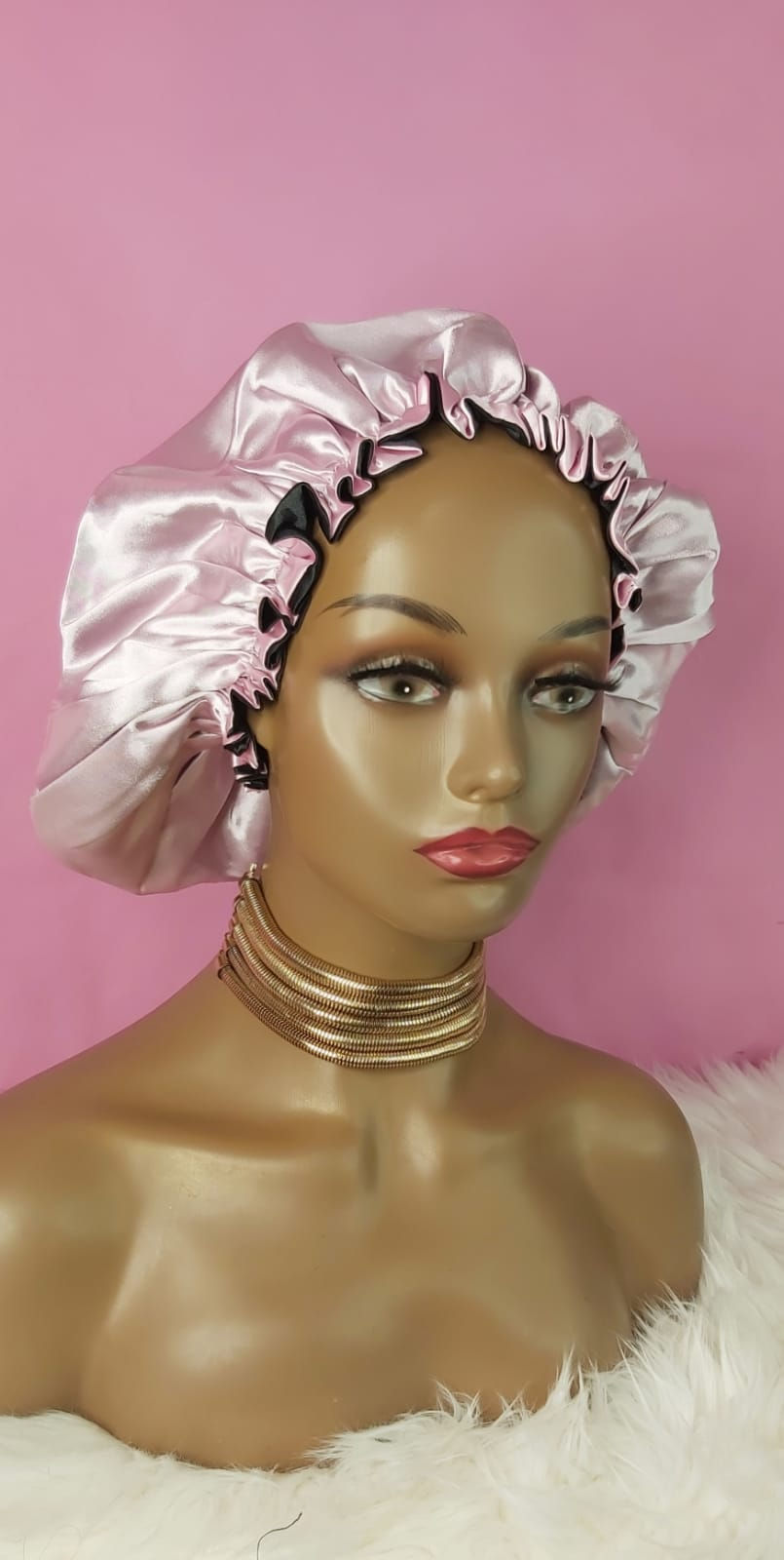 Miniature : Bonnet à double épaisseur en satin de soie