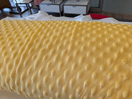 minky dots jaune.jpg