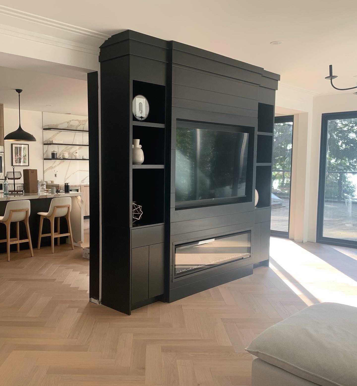 Fireplaces / View 38