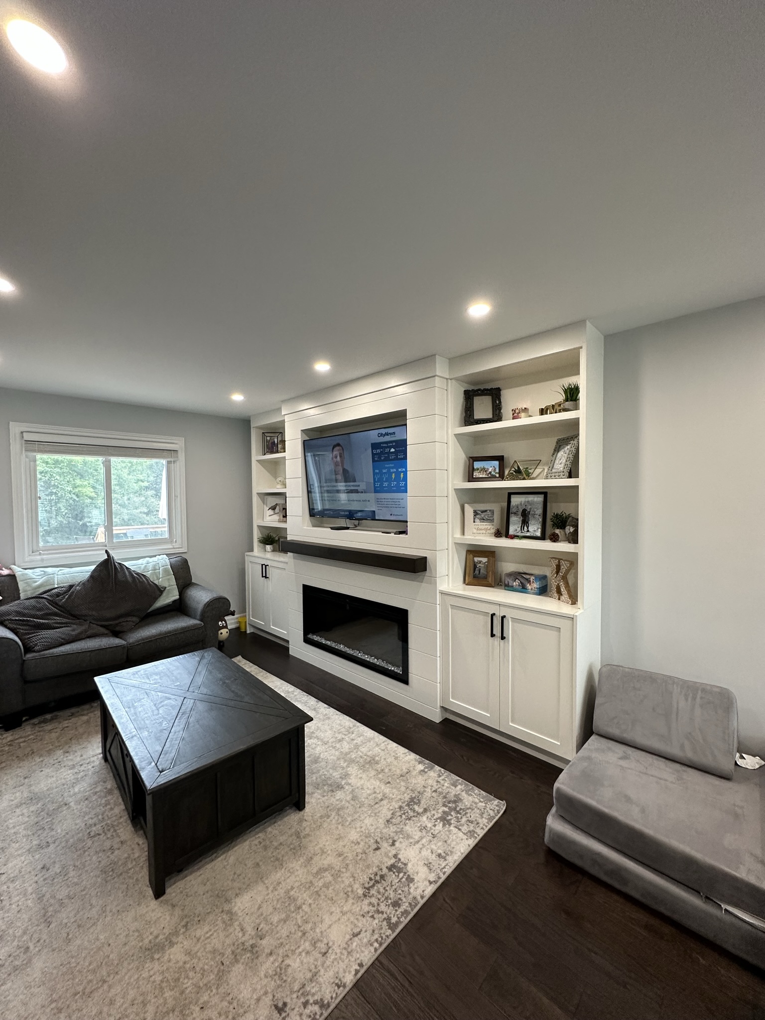 Fireplaces / View 32