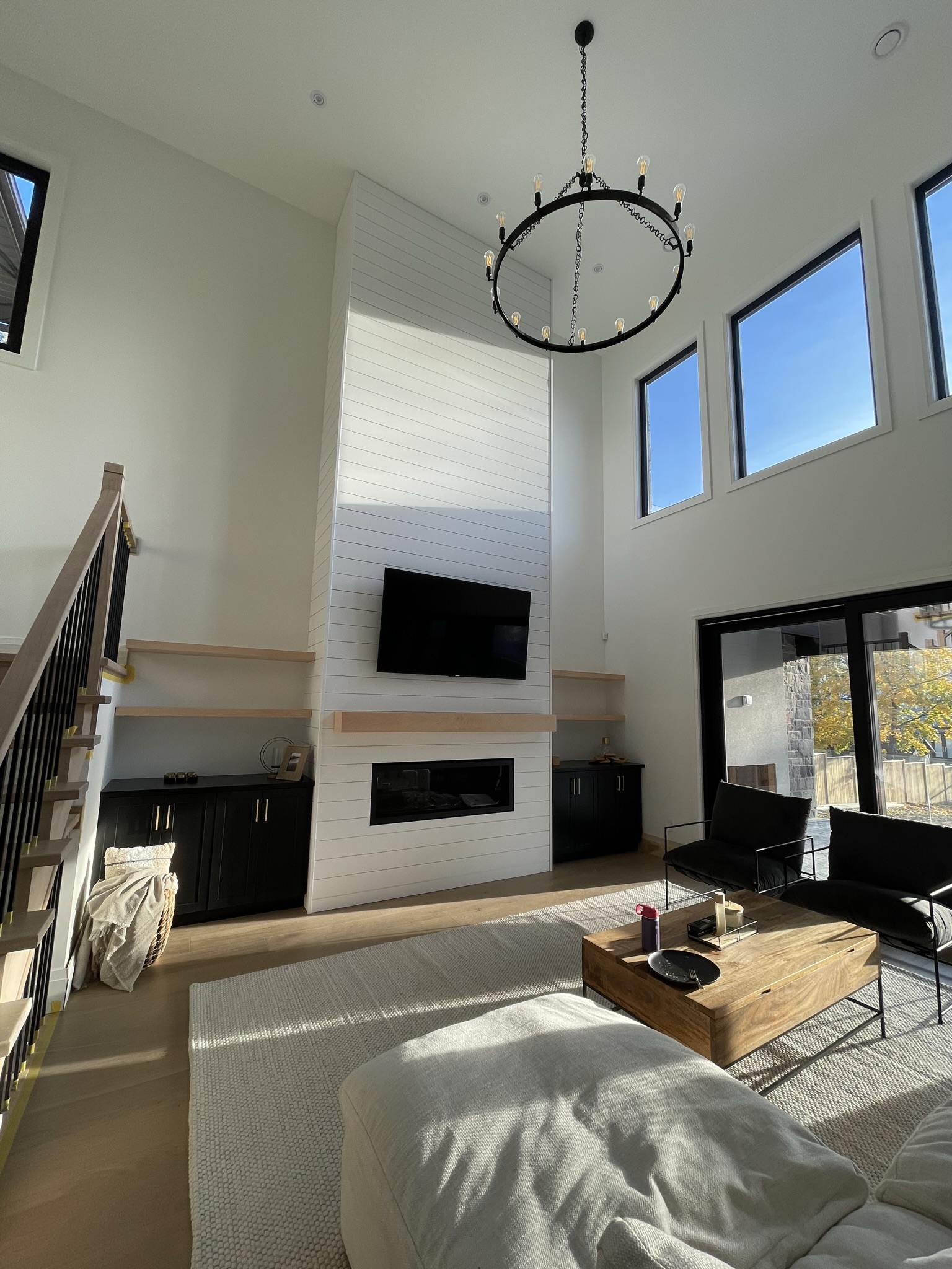 Fireplaces / View 28