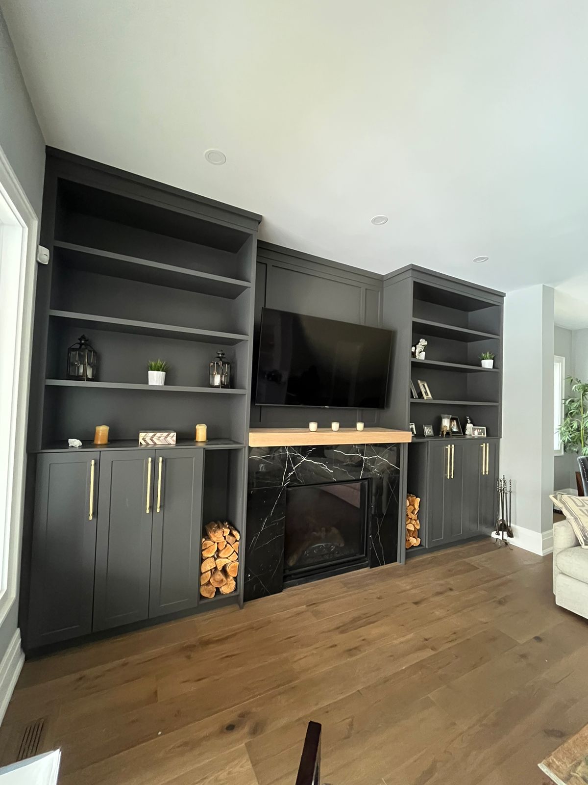 Fireplaces / View 17