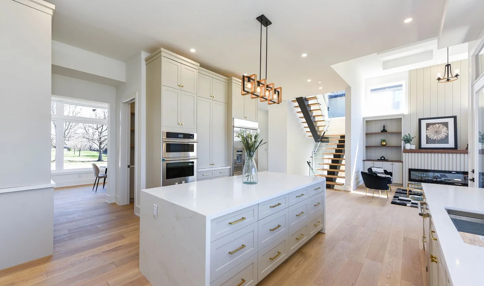 Kitchens / View 06
