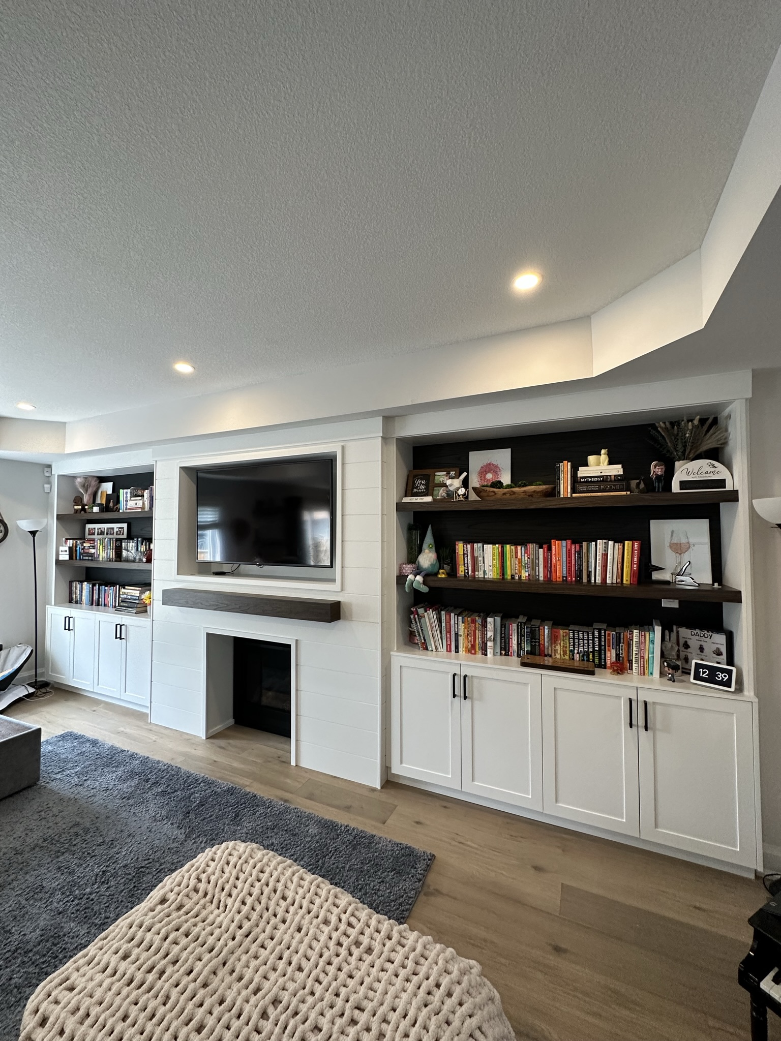 Fireplaces / View 34