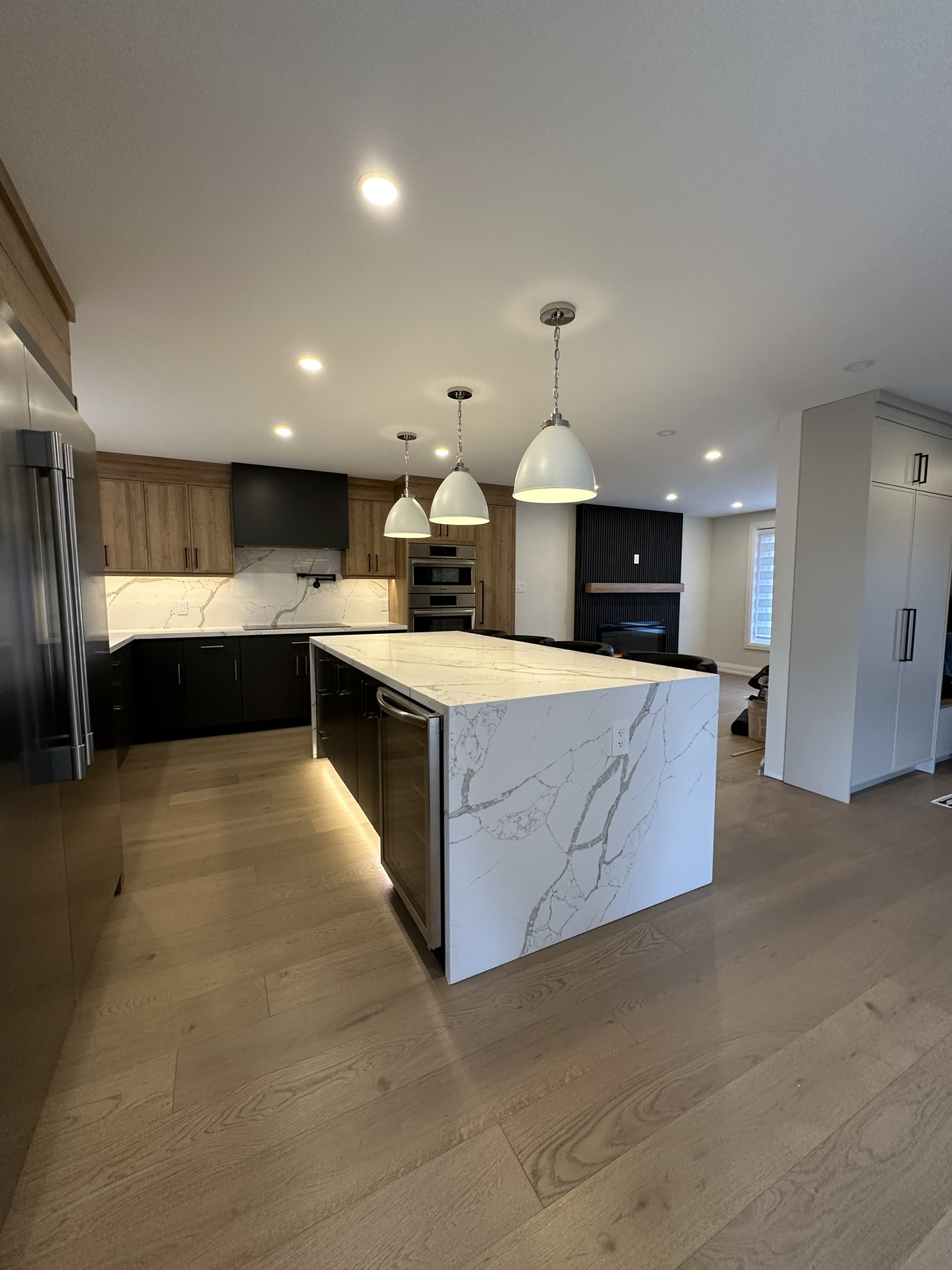 Kitchens / View 61