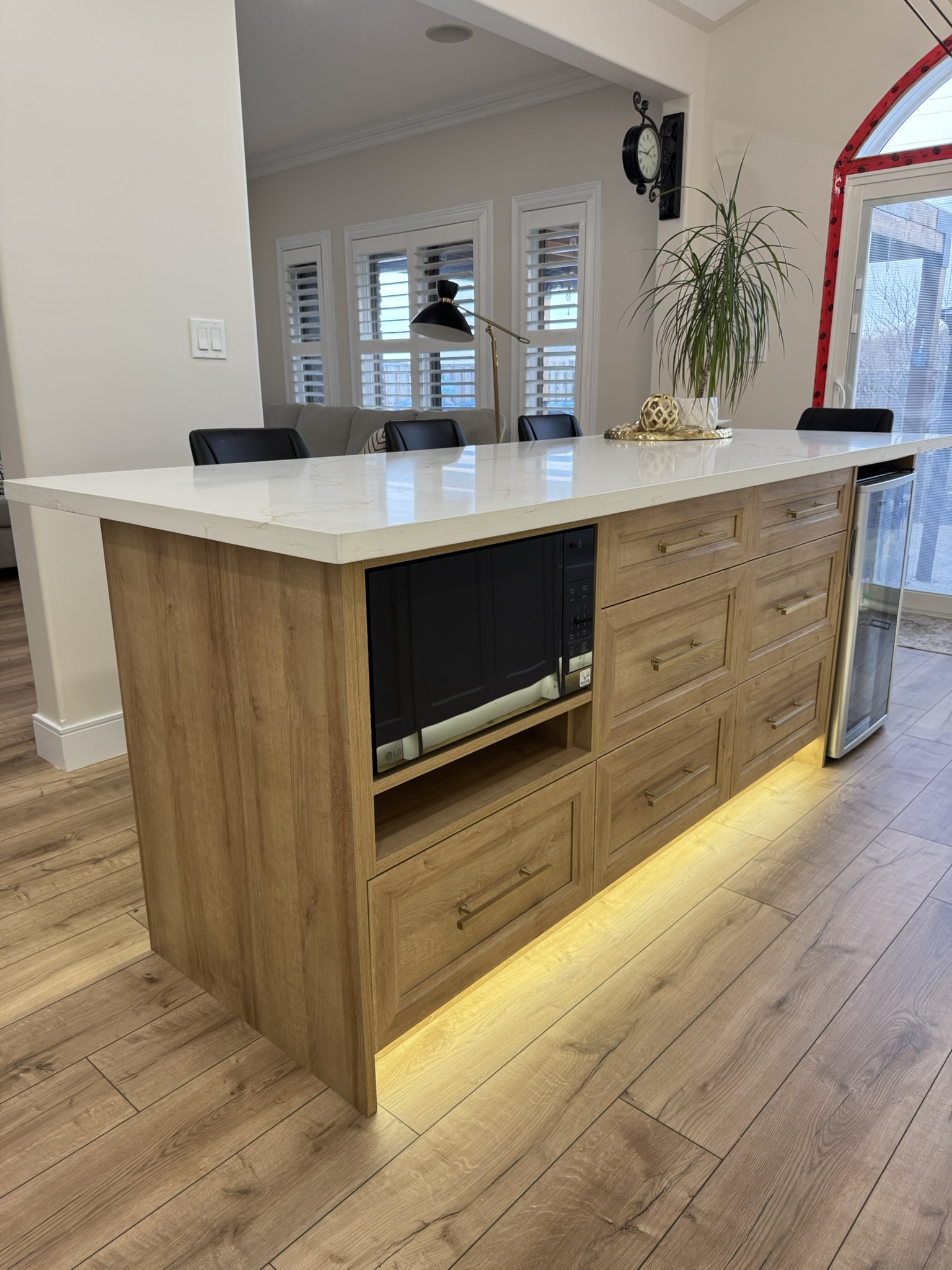 Kitchens / View 52