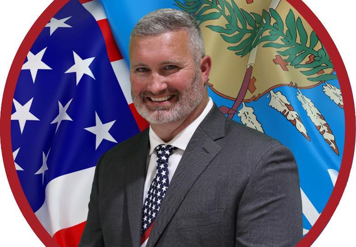 Wade-Roberts.jpeg