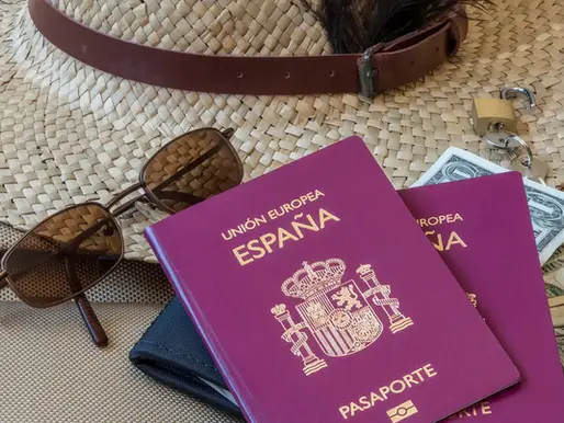 De acordo com o Henley Passport Index 2024, os passaportes espanhol, alemão, francês e italiano permitem acesso sem visto a 194 países