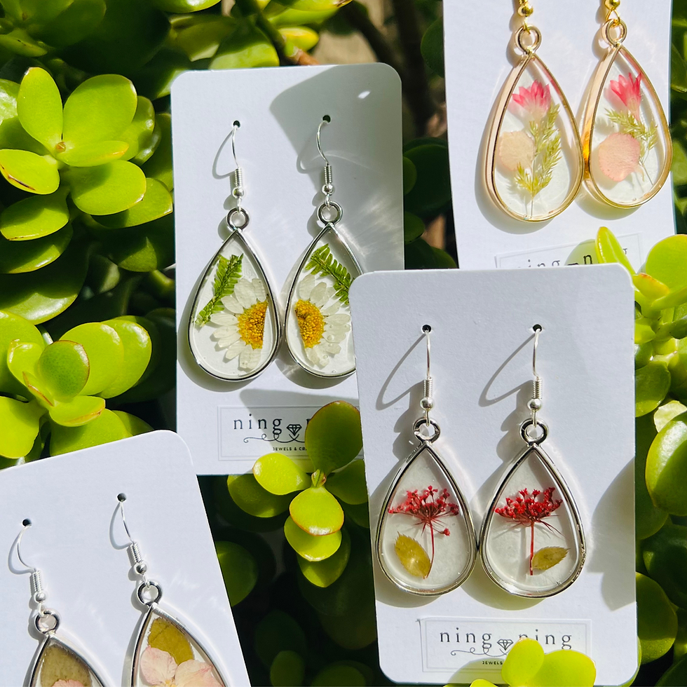 Thumbnail: Crystal Real Pressed Flowers Earrings