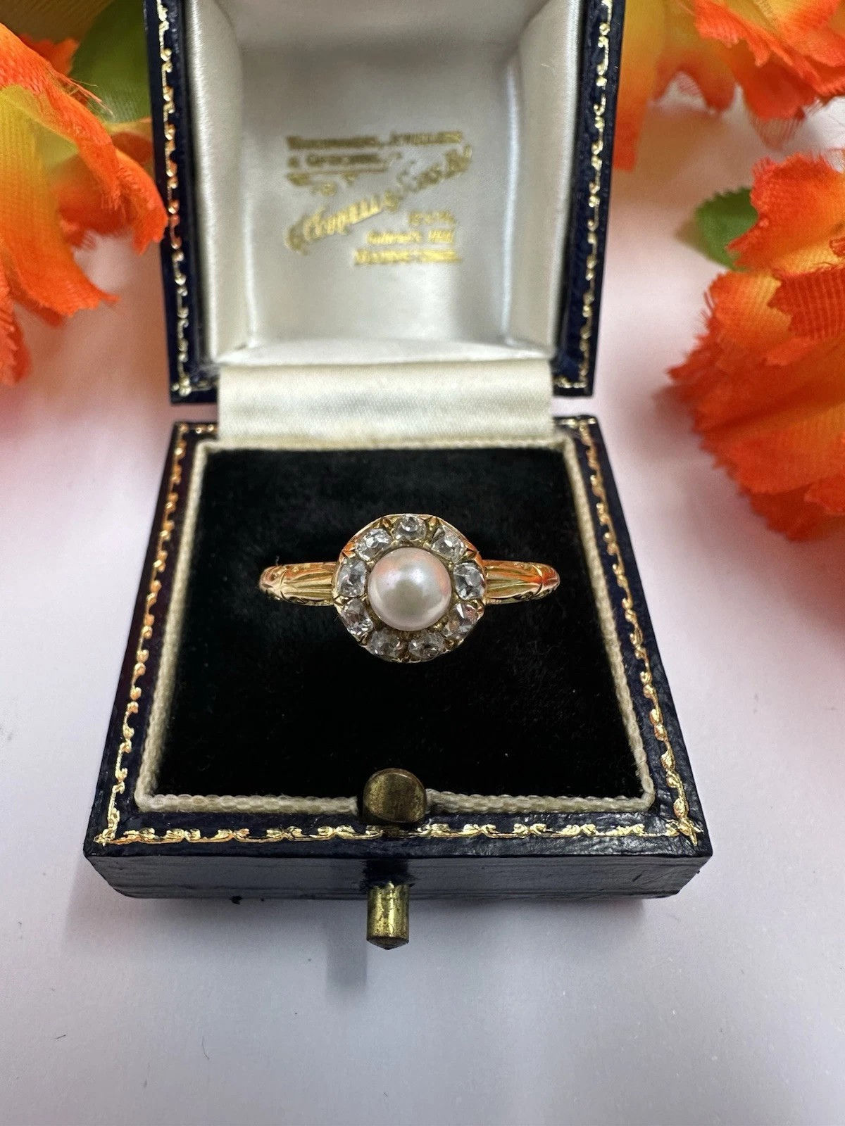 Antique 18ct Diamond & Pearl Ring. Old Cut Diamonds